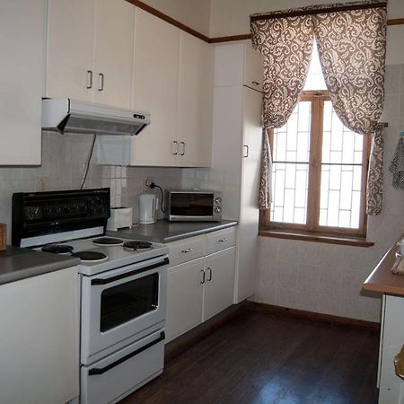 Historical Guesthouse - Self Catering Apartments Lüderitz Zewnętrze zdjęcie